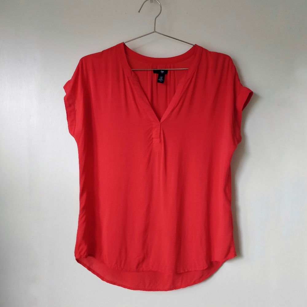Gap | red popover blouse
